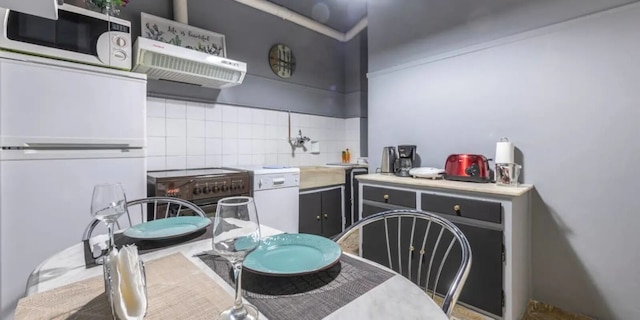 S&K ポリキセン スイート イン センター オブ アテネ