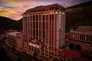 モナーク カジノ リゾート スパ ブラック ホーク