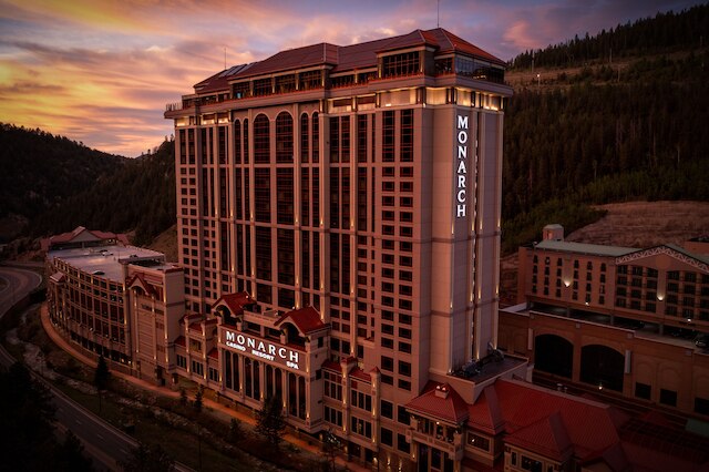 モナーク カジノ リゾート スパ ブラック ホーク