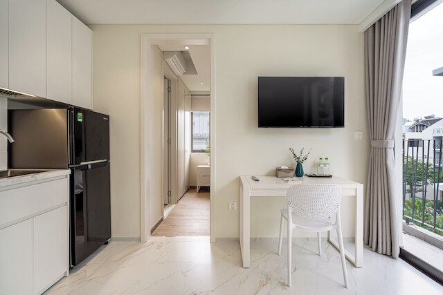 ザ ロイヤル ホテル & アパートメント