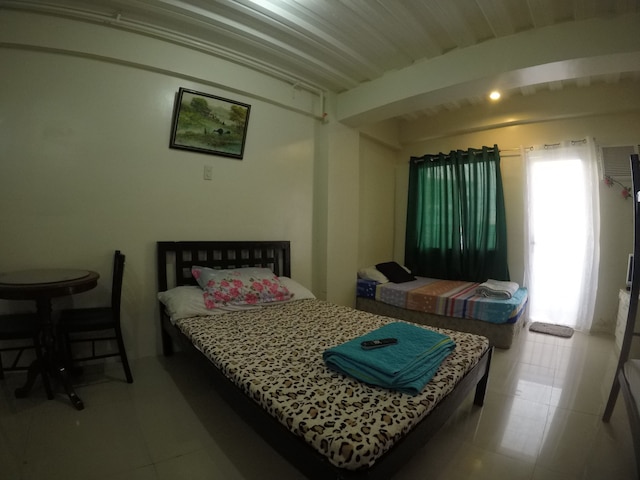 パラニャーケ エアポート ホームテル