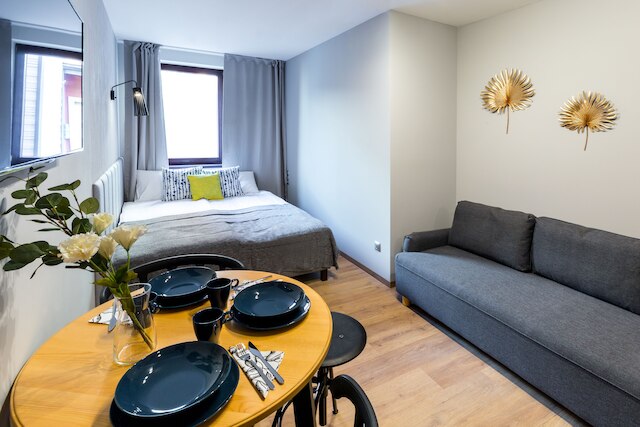 フレンドハウス アパートメンツ ズゥスカ 7