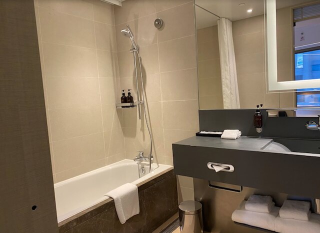 ホテル アレクサンドラ (歴山酒店)