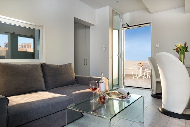 アクロポリス ジュニア スイート