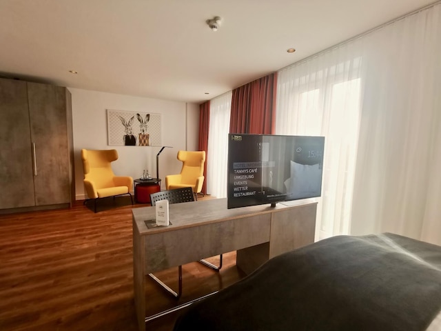 H23 ボーディングホテル