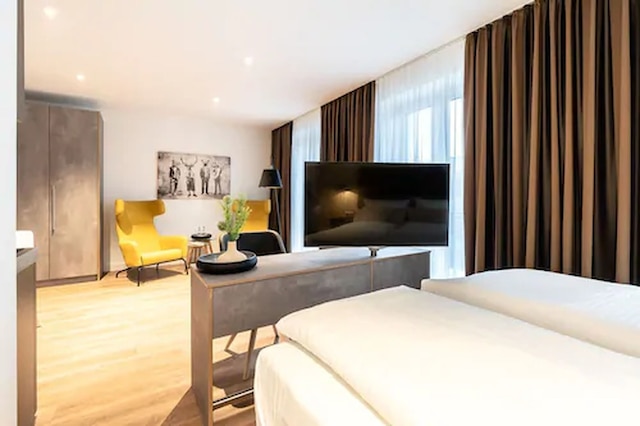 H23 ボーディングホテル