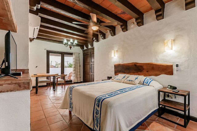 カーサ グラナダ 24