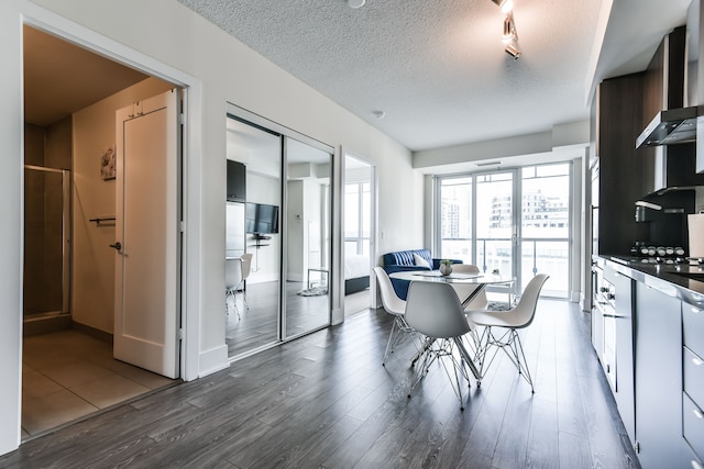 フロント ストリート ラグジュアリー コンドス