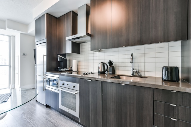 フロント ストリート ラグジュアリー コンドス