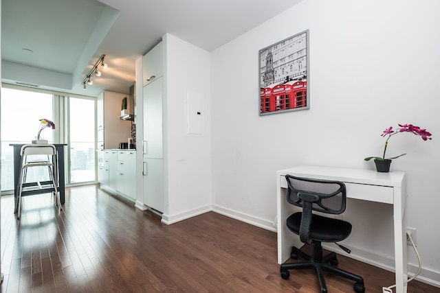 ヨーク ストリート コンドズ タワー 2