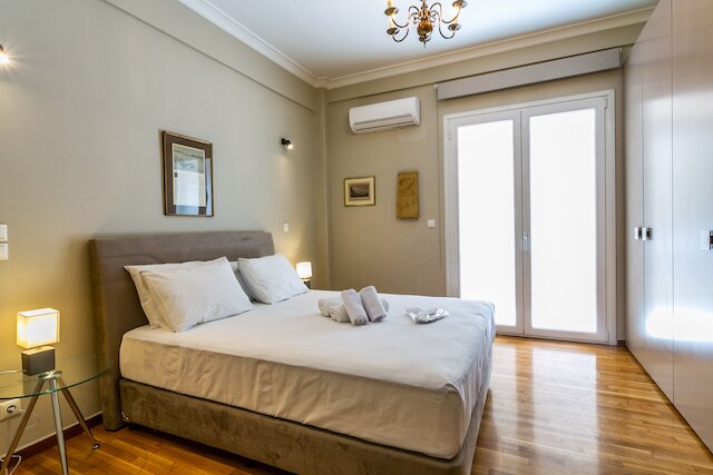 アクロポリス アーバン アパートメンツ