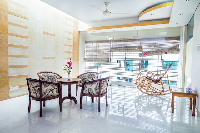 インピアナ ホテル