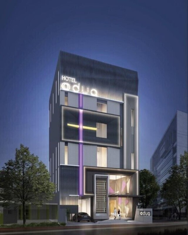 オドゥア タムリン ジャカルタ