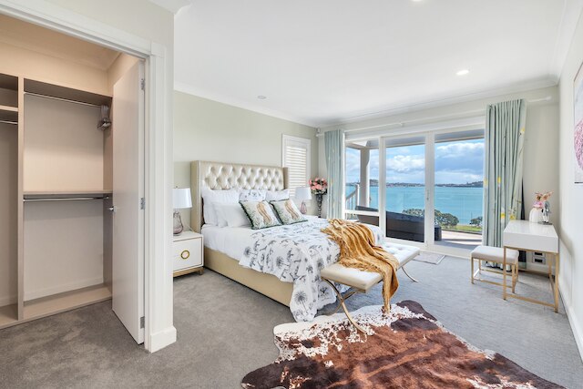 マグニフィセント ハーバー ビュー ヴィラ イン オラケイ