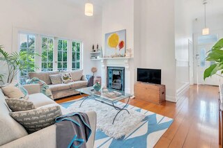 クラシック 3 ベッドルーム ホーム ニア ポンソンビー ロード