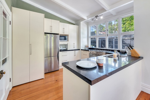 クラシック 3 ベッドルーム ホーム ニア ポンソンビー ロード