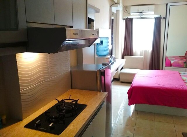 ザ スイーツ メトロ、ファリス プロパティ