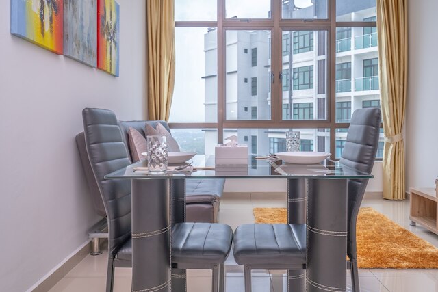 OYO ホーム 89458 アメージング、ベッドルーム 2 室、D サミット