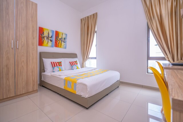 OYO ホーム 89458 アメージング、ベッドルーム 2 室、D サミット