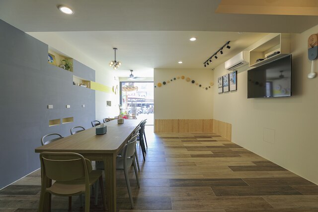 カラー バルーンズ (彩色気球民宿)