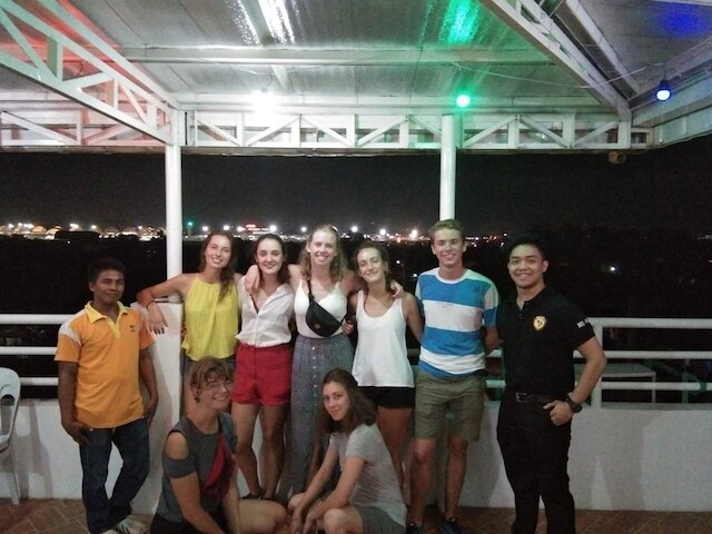 ビー フォース バックパッカーズ