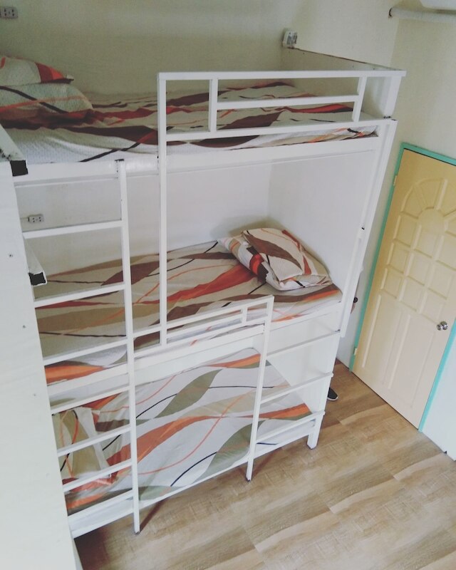 ビー フォース バックパッカーズ