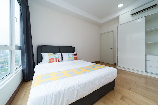 OYO ホーム 89446 アメージング 2 ベッドルーム クレスト