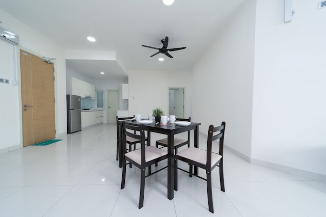 OYO ホーム 89446 アメージング 2 ベッドルーム クレスト