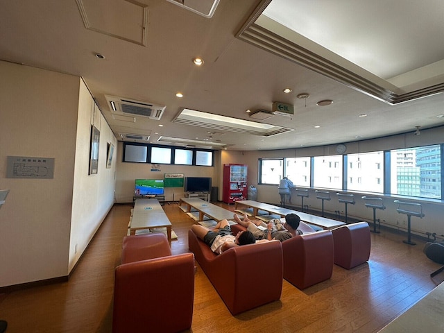 カプセルイン大塚