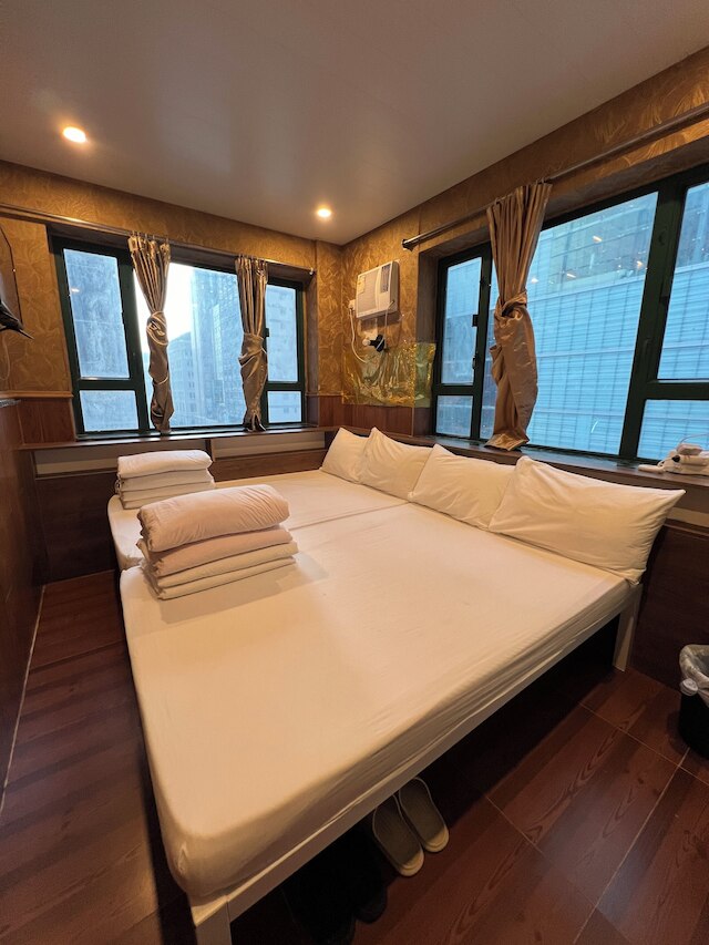 ネイザン ロードにあるホップ イン