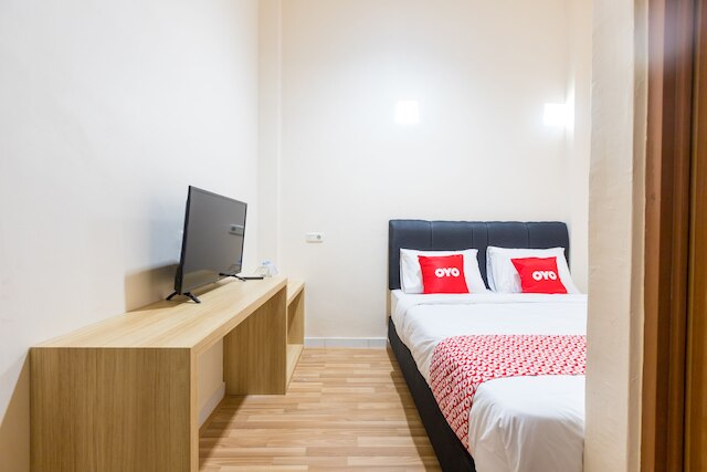 OYO  1435  レジデンス  446
