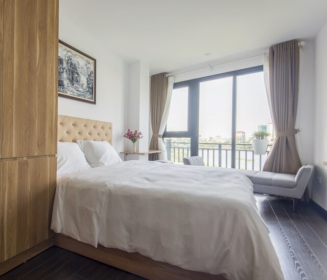 スウィン ナイン ハウジング - マネージド バイ ホステスク