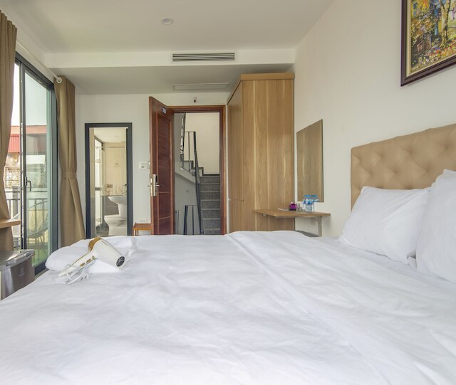 スウィン ナイン ハウジング - マネージド バイ ホステスク