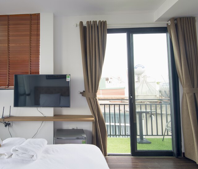 スウィン ナイン ハウジング - マネージド バイ ホステスク