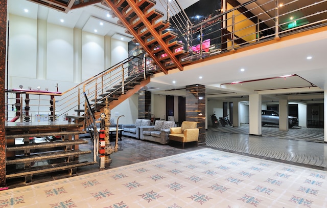 ホテル グランド ウダフ