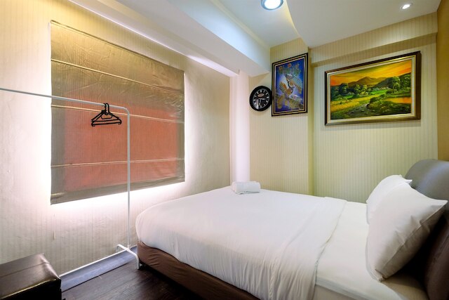 グリーン ベイ プルイト アパートメントにあるホーミー 2 ベッドルーム、モール近く