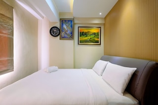 グリーン ベイ プルイト アパートメントにあるホーミー 2 ベッドルーム、モール近く