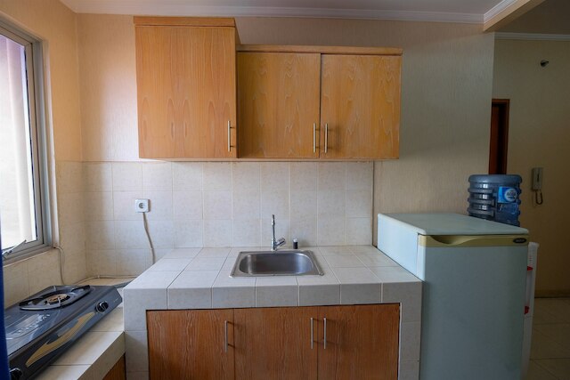 コンフォータブル アンド モダン 2 ベッドルーム メンテン パーク アパートメント