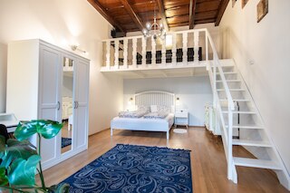 マラー ストラナにある素敵なアパートメント、観光スポットまで徒歩 10 分