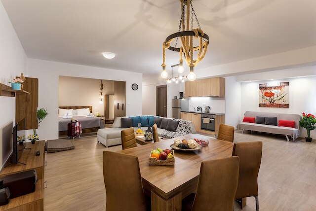 スプリーム コンフォート、アテネ ステイ