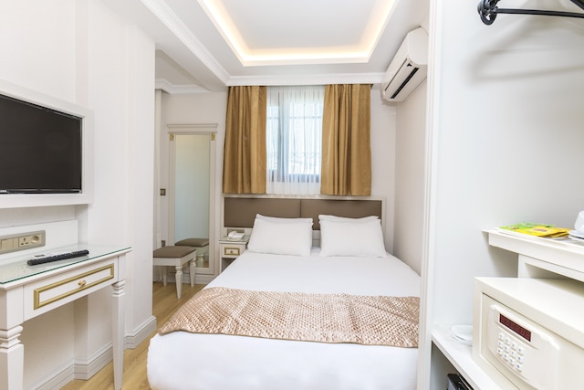 シティ ホール ホテル