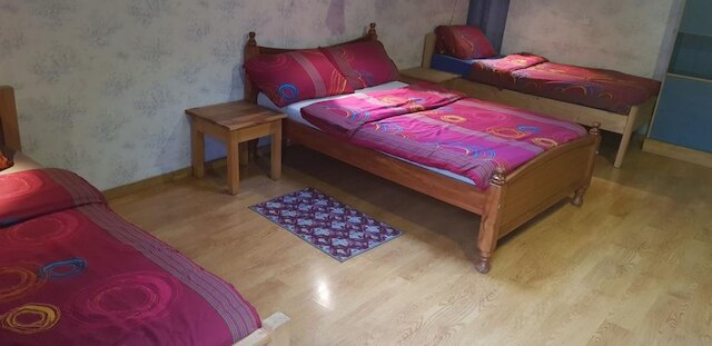 ゲスト ハウス ジェーン ナイバシャ