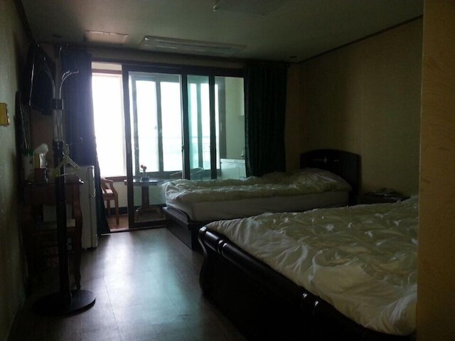 エデン ホステル