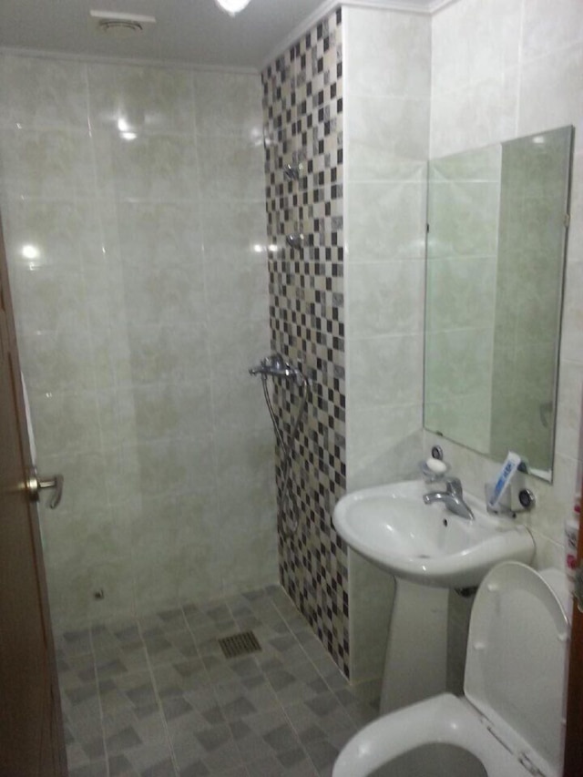 エデン ホステル