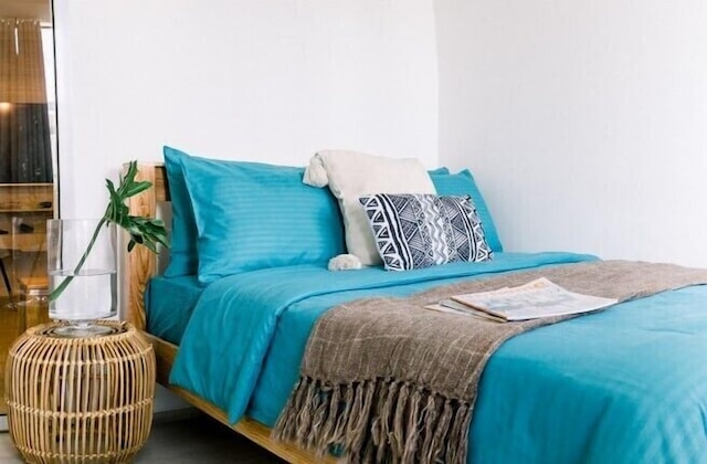 サブリナズ クリブ バイ アズール 2 ベッドルーム ニア エアポート