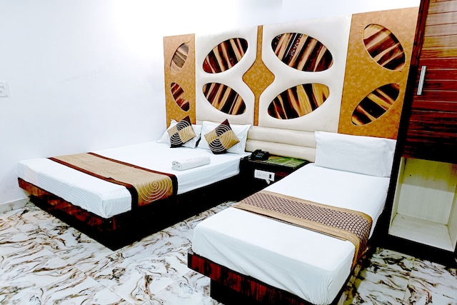 ホテル クリスタル デラックス アット ニューデリー レールウェイ ステーション