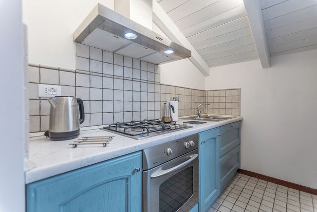 プラテッロ エレガンテ エ ラフィナータ マンサルダ