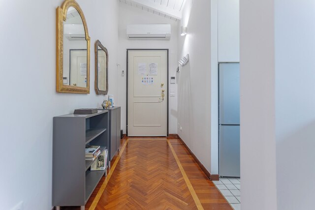 プラテッロ エレガンテ エ ラフィナータ マンサルダ