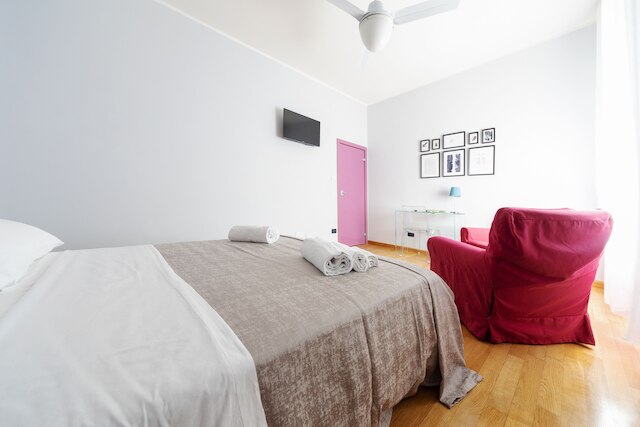 サン オルソラ カラフル ヒュージ アパートメント