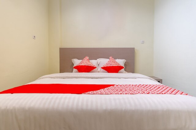 OYO 1185 ブキット トエドジョ レジデンス シャリーア